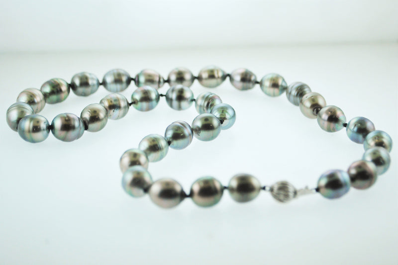 Contemporary Designer Pearl Necklace Tahitian Baroque 34 Pearls w/ White Gold Closing $4K VALUE APR 57