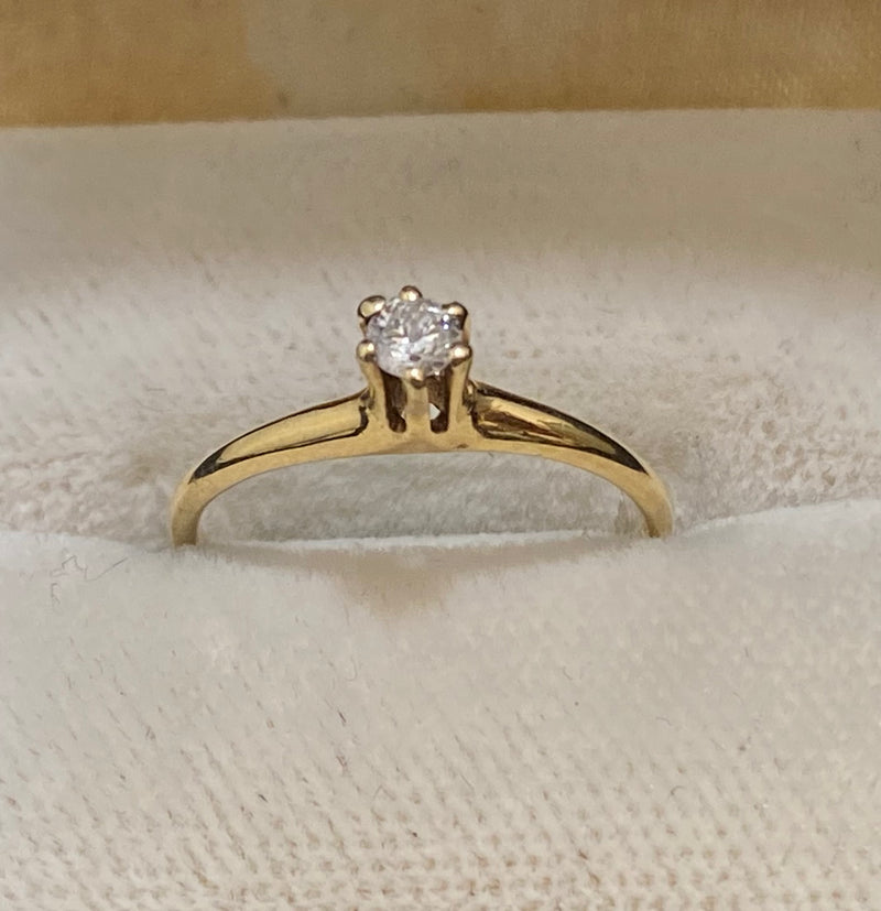 Antique Designer Solid Yellow Gold Diamond Solitaire Ring - $3K Appraisal Value w/CoA} APR57