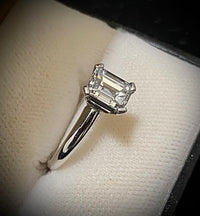 Unique Emerald-cut Diamond SWG Solitaire Engagement Ring - $30K Appraisal Value w/ CoA! } APR57