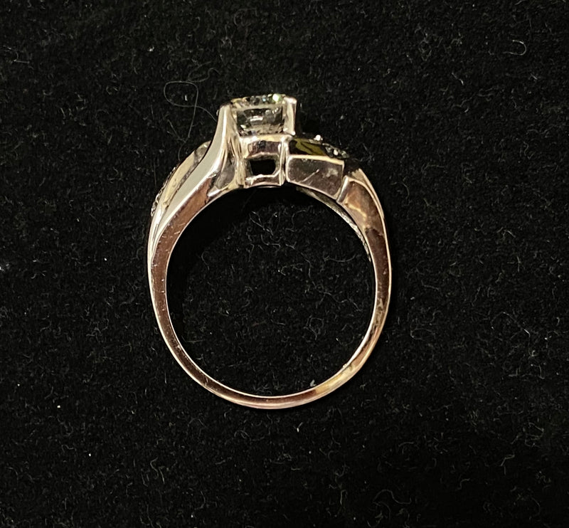 1930's Antique Design Solid White Gold Diamond Solitaire Accent Ring - $50K Appraisal Value w/CoA} APR57
