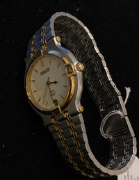 GUCCI Classic Date Quartz Unisex Two Tone Watch, Ref. #9000M - $3K Appraisal Value! ✓ APR 57