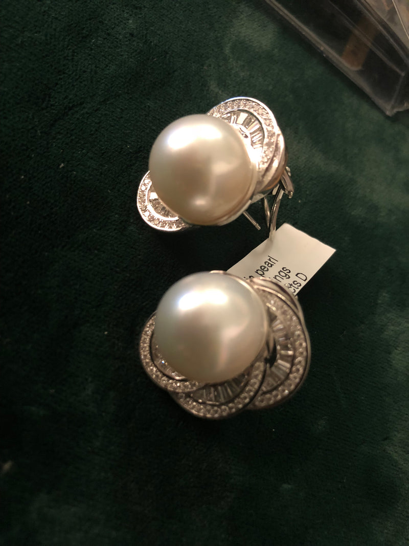Custom Made Designer South Sea Pearl Earrings 166 diamonds 18K WG COA $40K Apr. APR 57