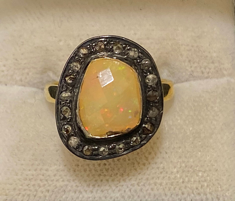 Antique Design Yellow Gold P& Sterling Silver with Opal & Diamonds Ring - $6K Appraisal Value w/CoA} APR57