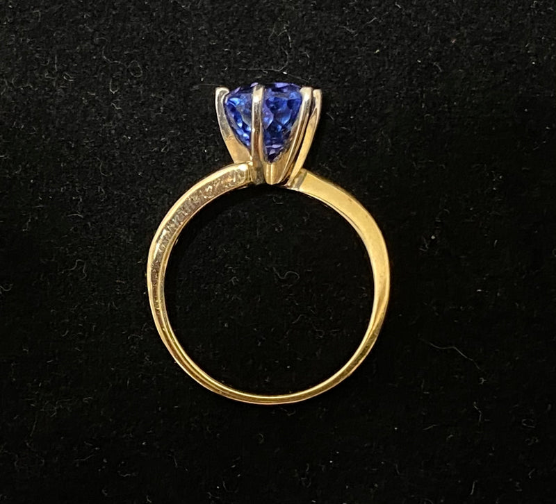 Unique Designer Solid Yellow Gold with Tanzanite & Diamonds Ring - $15K Appraisal Value w/CoA} APR57