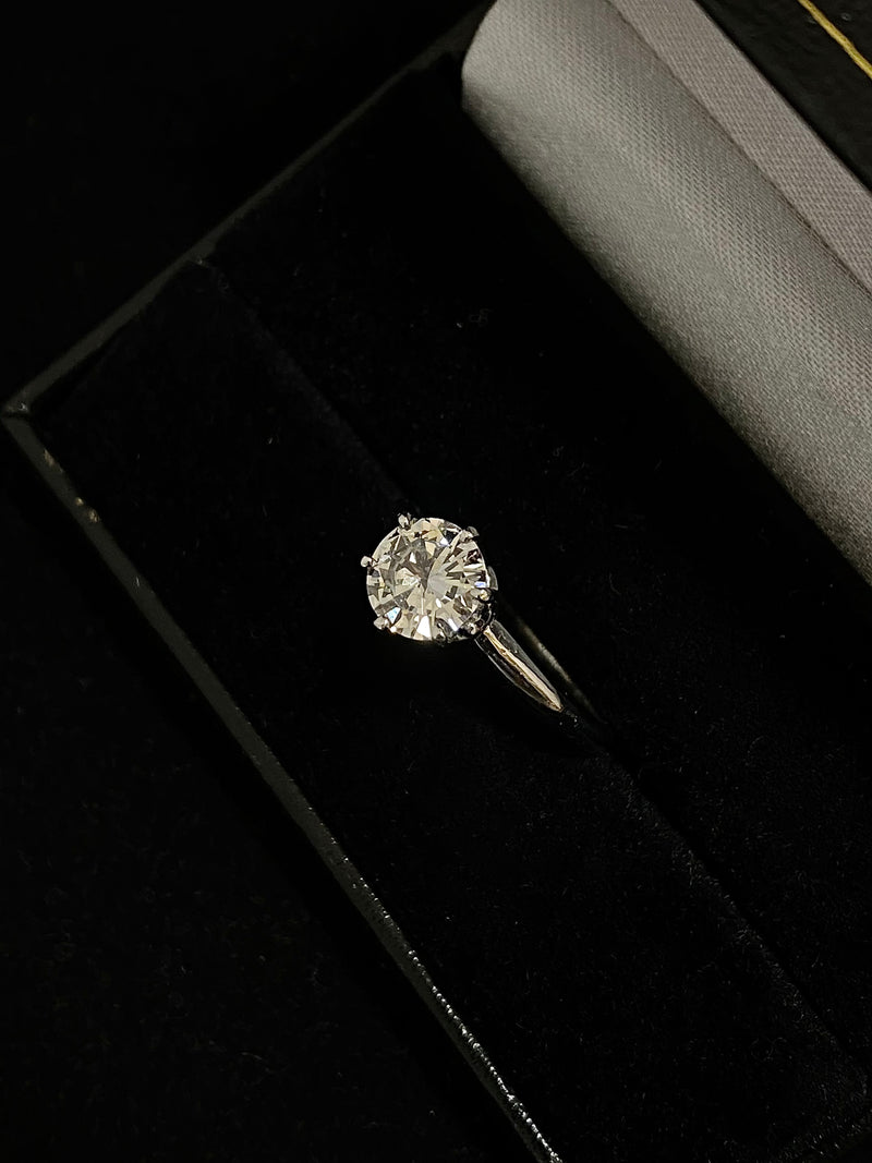 Tiffany-style Designer Platinum Solitaire Diamond Engagement Ring $80K Appraisal Value w/CoA} APR 57