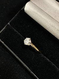 Tiffany-style Solid Yellow Gold Solitaire Diamond Engagement Ring - $15K Appraisal Value w/CoA} APR 57