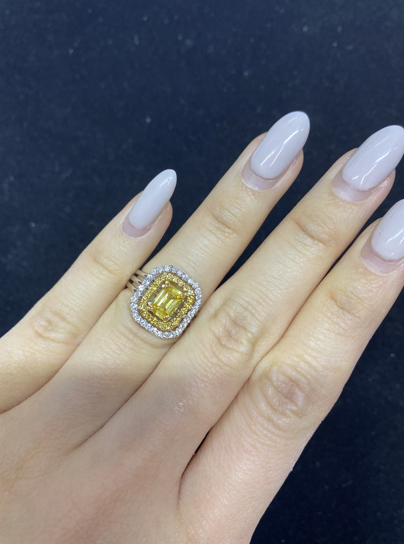 Intricate Designer 18K White Gold Diamond & Yellow Sapphire Ring - $15K Appraisal Value w/ CoA! APR 57