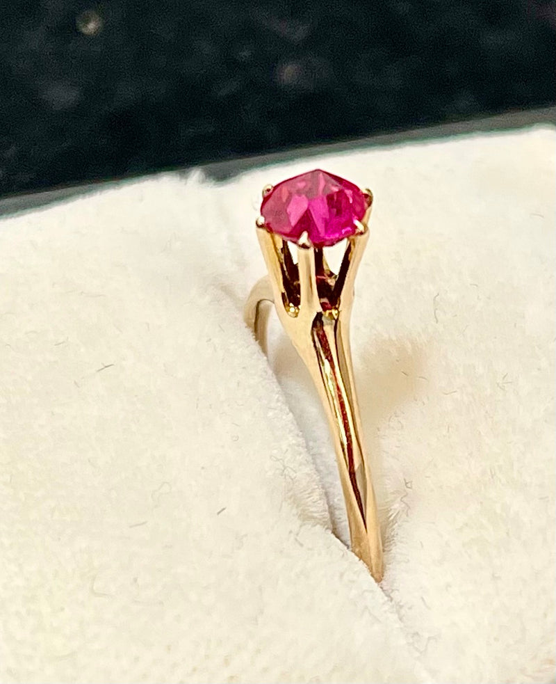 Antique Solitaire Ruby Ring in Solid Yellow Gold - $5K Appraisal Value w/CoA! APR57