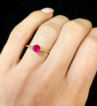 Antique Solitaire Ruby Ring in Solid Yellow Gold - $5K Appraisal Value w/CoA! APR57