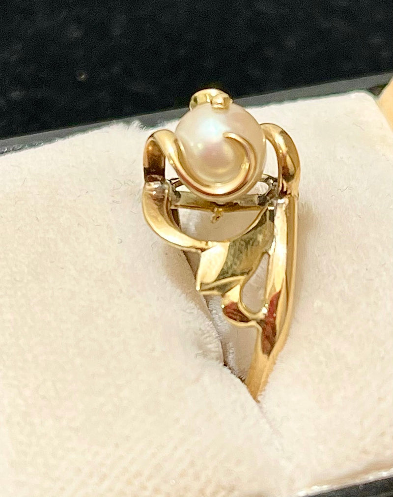 1940's Antique Style 18K Yellow Gold Intricate Pearl Ring- $3K Appraisal Value w/CoA! APR57