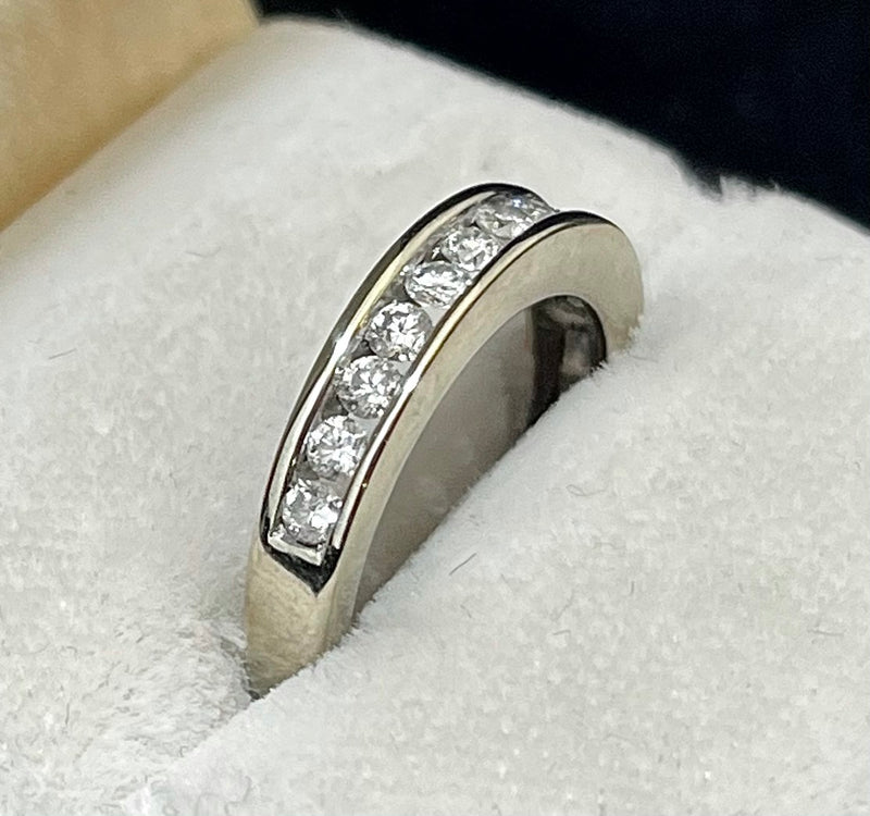Unique Designer SWG Channel Setting Diamond Band Ring - $6K Appraisal Value w/CoA! APR57