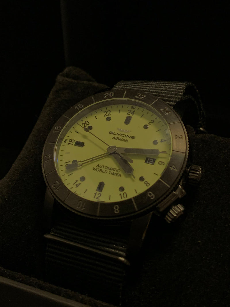 GLYCINE Airman 42 Men's Automatic Wristwatch w/ Glow-in-the-Dark Dial - $2.5K APR Value w/ CoA! ✓ APR 57