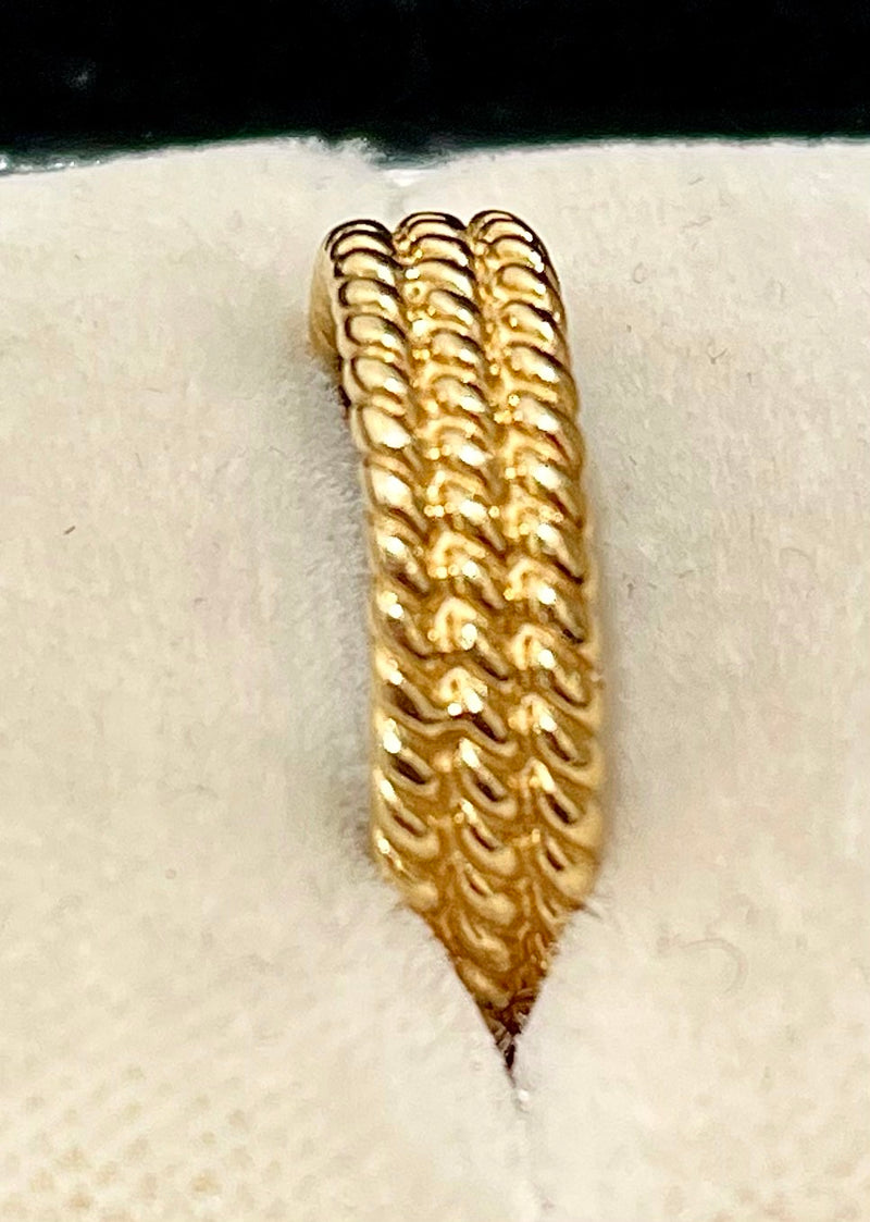 Unique Twisted Design SYG Band Ring - $3K Appraisal Value w/CoA! APR57