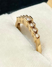 Beautiful SYG Diamond Band Ring - $3.5K Appraisal Value w/CoA! APR57