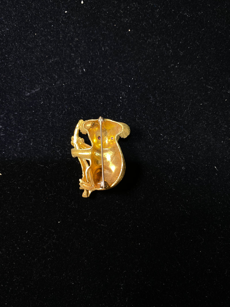 TIFFANY & CO. Vintage 18K Yellow Gold Koala Bear Brooch/Pin w Rubies - $20K Appraisal Value! } APR 57