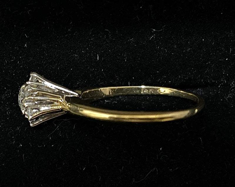 Amazing Solid Yellow Gold 6-Diamond Ring - $6K Appraisal Value w/ CoA! } APR57
