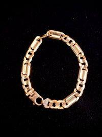 BEAUTIFUL Yellow Gold-tone S-Wave Designer Bracelet - $6K Appraisal Value! } APR 57