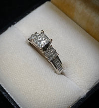Designer 18K White Gold 23-Diamond Engagement Ring - $15K Appraisal Value w/ CoA! } APR57