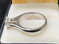 STUNNING Platinum & Diamond Solitaire Engagement Ring - $30K Appraisal Value w/ CoA! } APR57