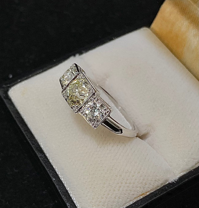 1920's Design Filigree Platinum 3-stone Diamond Engagement Ring - $25K Appraisal Value w/CoA} APR57