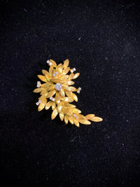 PHILLIP GAVRIEL Italian Design 18KYG Pine Leaves Brooch Pin w/ 17 Diamonds! - $20K Appraisal Value! } APR 57
