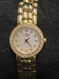 GV2 Ladies 18K Yellow Gold Wristwatch w/ Diamond Bezel - $20K APR Value w/ CoA! APR 57