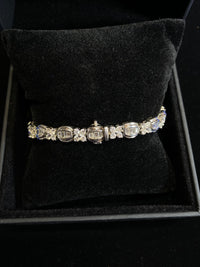 BEAUTIFUL Elegant Modern Designer Platinum Bracelet w/ 112 Diamonds - 7 Cts. - $60K VALUE APR 57