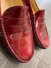 TODS Gommino Red Patent Leather Driving Loafers - $600 APR Value w/ CoA! ✓ APR 57