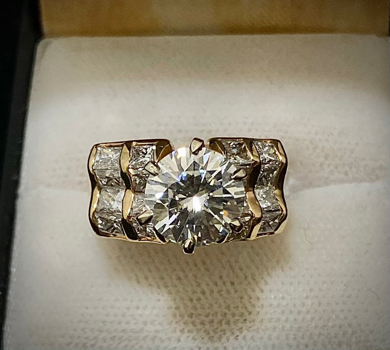 Unique Designer's Solid Yellow Gold with 6+ carats Diamond Ring - $80K Appraisal Value w/CoA} APR57