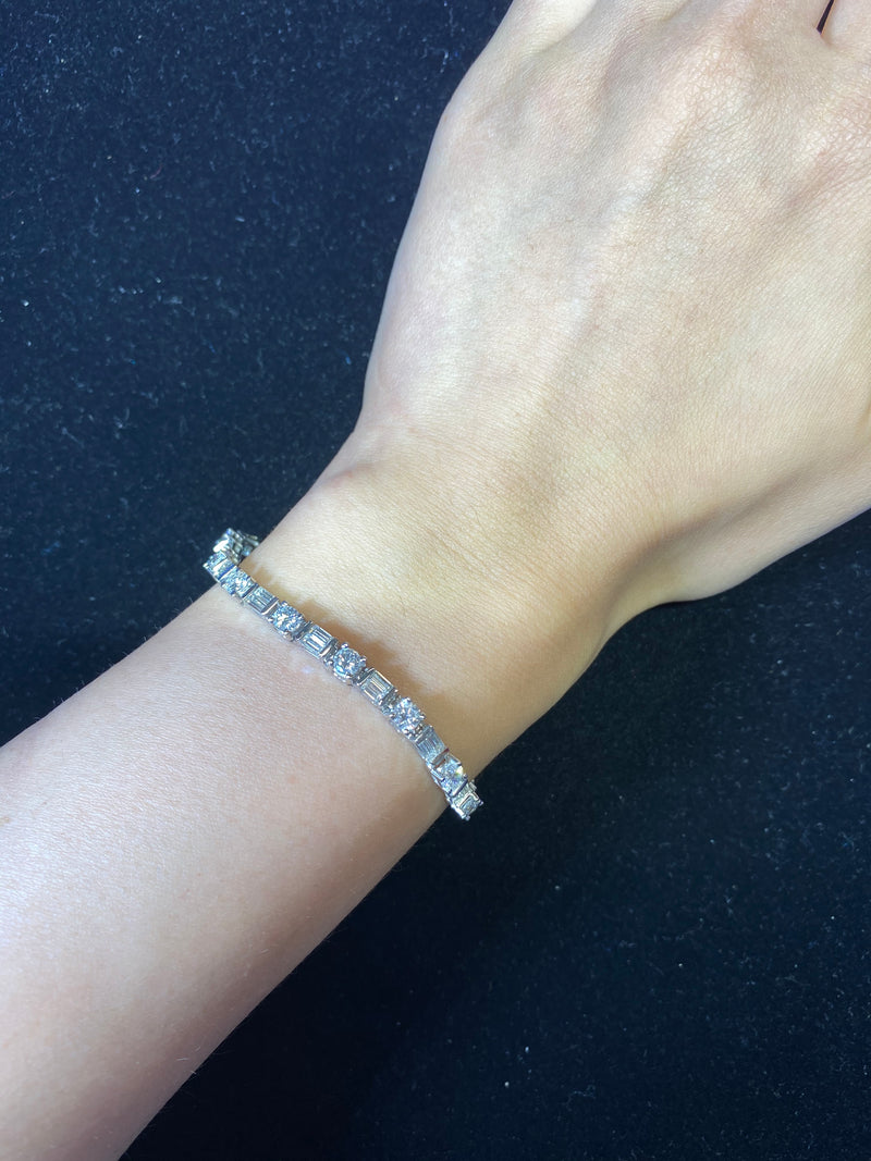 INCREDIBLE Tiffany-style Platinum Bracelet w/ 57 Round/Baguette Diamonds - 16 Cts. - $120K APR Value w/ CoA! APR 57