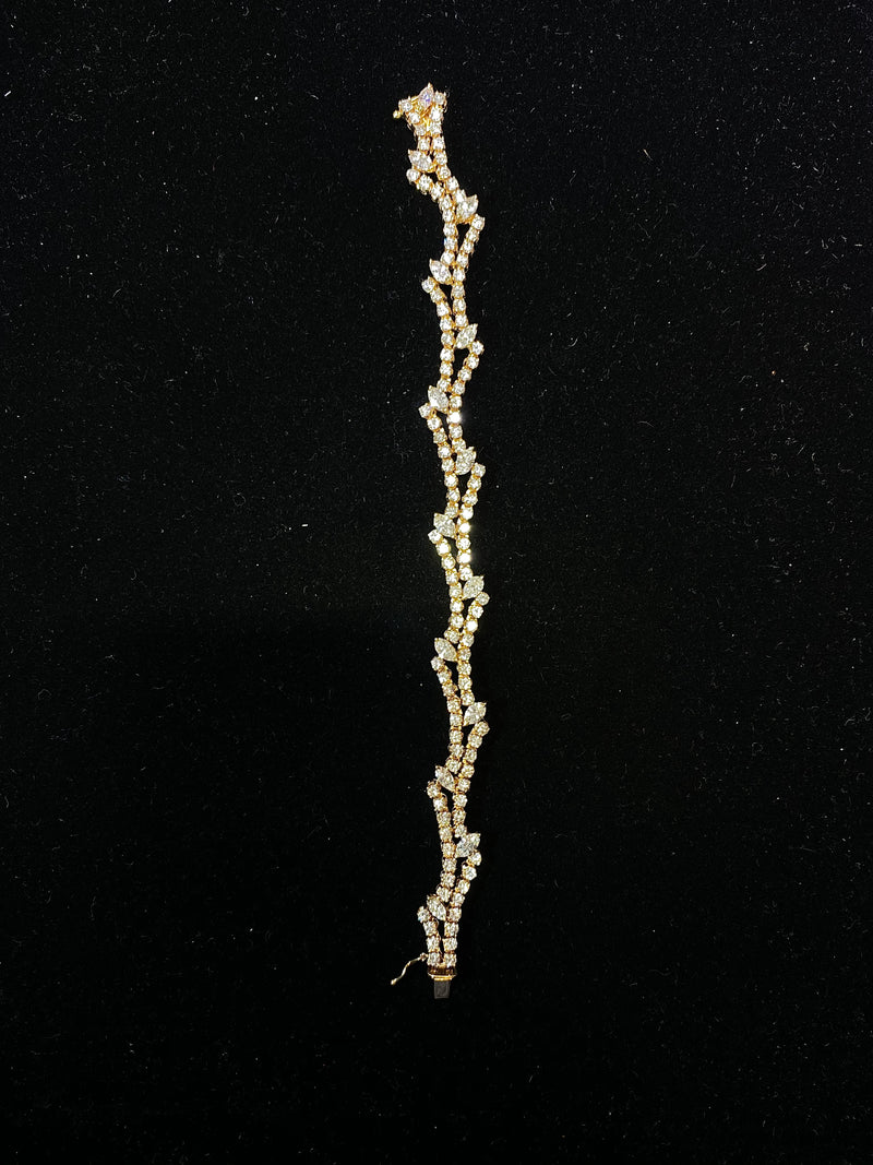 Italian Design Unique YG 126 Round/Marquise Diamonds Tennis Bracelet - $80K Appraisal Value! } APR 57