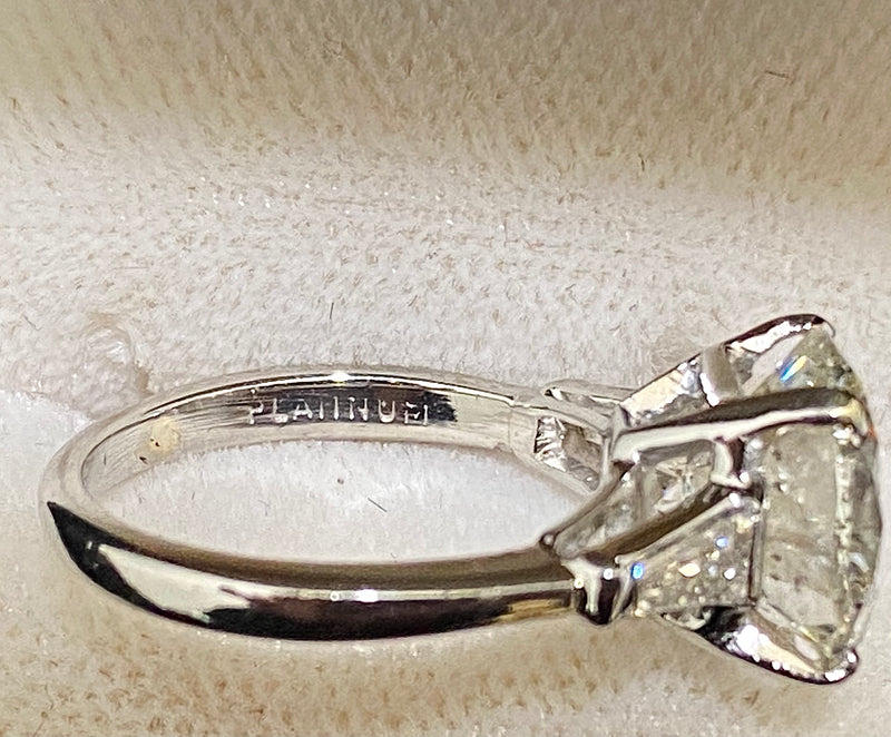 Unique Designer's Platinum 5 ct Diamond with Accent Engagement Ring - $300K Appraisal Value w/CoA} APR57