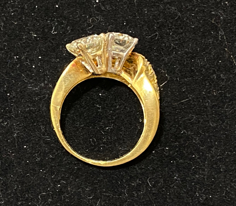 Unique Designer's 18K Yellow Gold with 5+ carats Diamond Ring - $70K Appraisal Value w/CoA} APR57