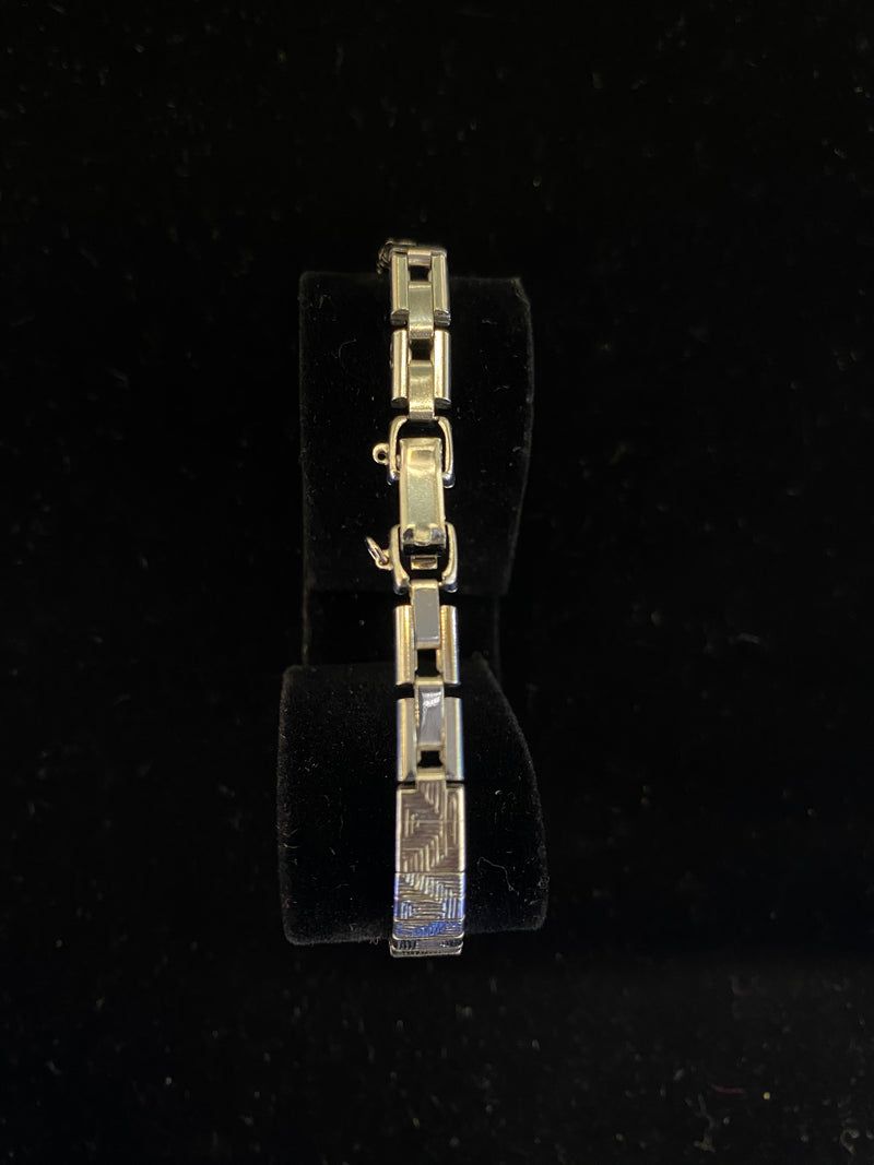 Lady Hamilton Solid Gold w/6 Pt Diamonds! Vintage ca.1940s! - $4k APR wCoA!| APR 57