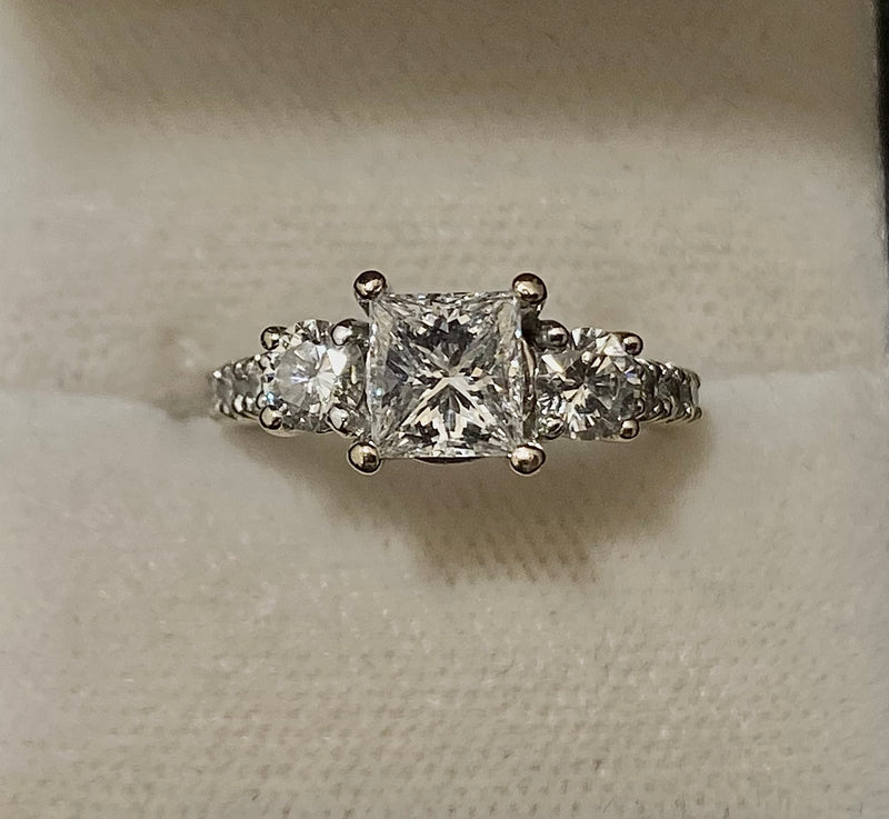 SWG Round & Princess-cut 10-Diamond Engagement Ring - $40K Appraisal Value w/CoA} APR57