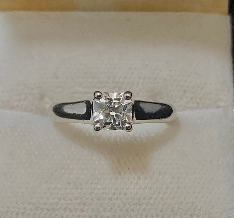 Tiffany & Co. Platinum Lucida-cut Diamond Solitaire Engagement Ring - $20K Appraisal Value w/CoA} APR57