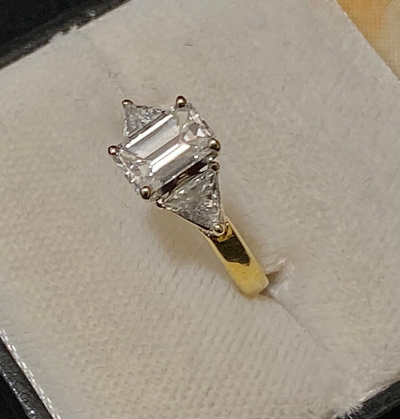 Incredible 18K Yellow Gold 2.50+ Ct. Diamond Ring - $45K Appraisal Value w/CoA} APR57