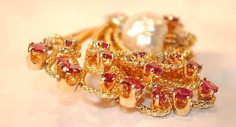 Beautiful Designer SYG Brooch Pin w/ Baroque Pearl, 18 Rubies, 20 Diamonds! - $20K Appraisal Value w/CoA} APR 57