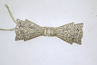 1920s Stunning Art Deco 4.50 Carat Diamond Bow Tie Design Brooch in Platinum - $30K VALUE APR 57