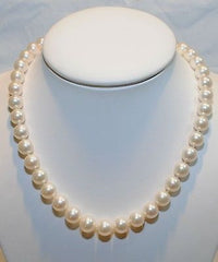 Contemporary 18" Adjustable White Saltwater Pearl Necklace 9.5MM with 14K White Gold Clasp - $15K VALUE APR 57