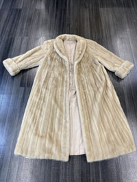 BEAUTIFUL Vintage Full Length Pearl Blush Mink Coat! - $3K Appraisal Value w/ CoA! ✓ APR 57