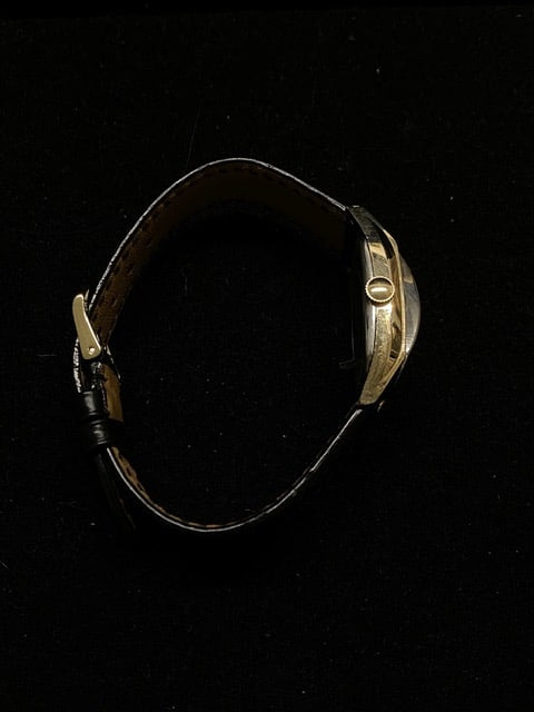 KENT Rare Vintage C.1940s 17-Jewels Gold-tone Wristwatch - $6K APR Value w/ CoA! APR 57