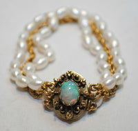 1950s Vintage Freshwater Pearl Bracelet with 1 Carat Opal Clasp in 14K Yellow Gold - $12K VALUE APR 57