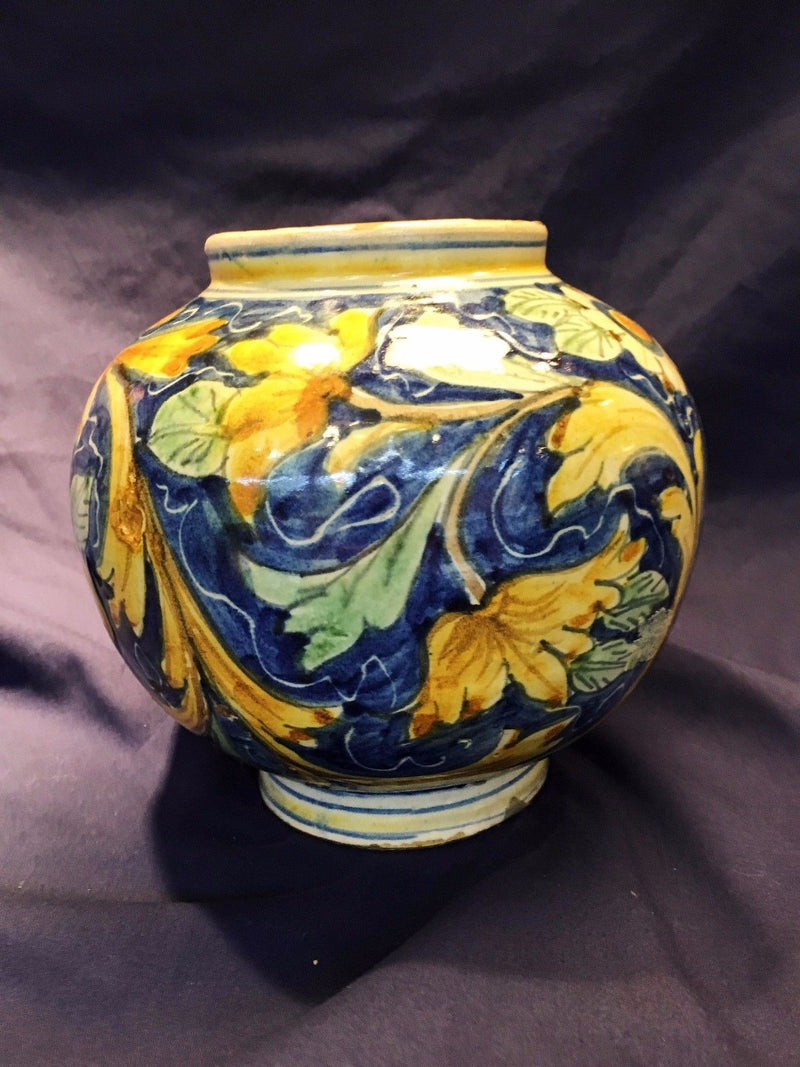 Antique Majolica Cachepot Italian Vase with Warrior Circa 17th Century - $50K VALUE APR 57