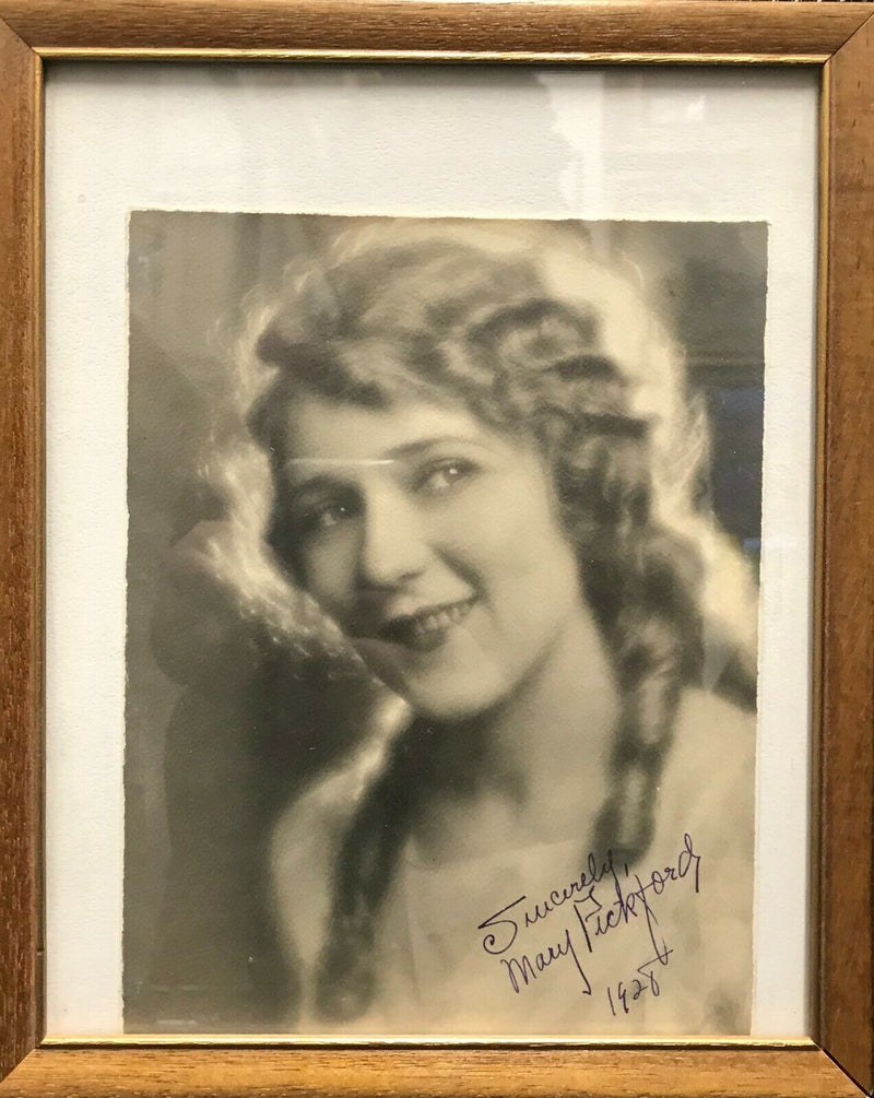 MARY PICKFORD Autographed Photograph of "Americas Sweetheart", 1928 - $4K Value* APR 57