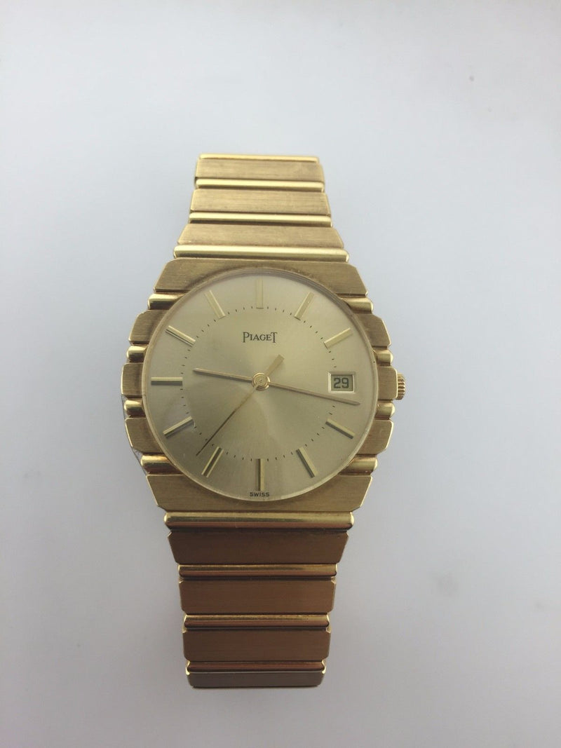 PIAGET Men's Large Polo Wristwatch in 18K Yellow Gold with Date Feature - $40K VALUE APR 57